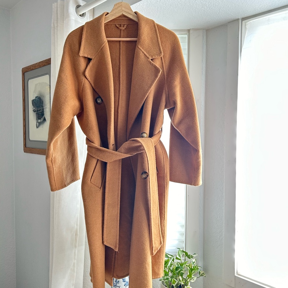 Stylish camel Belted 100% Wool Coat
